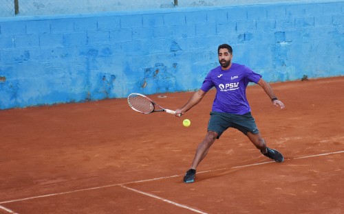 Jugador 1 equipo Nacualinos - Liga por equipos de tenis de Málaga