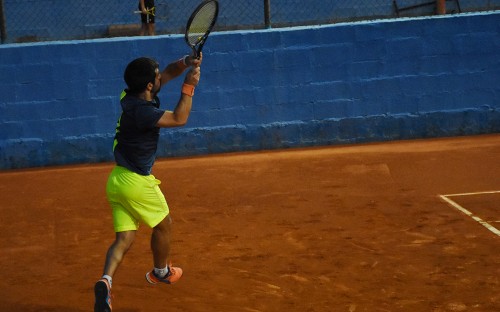 Jugador 3 equipo Nacualinos - Liga por equipos de tenis de Málaga1